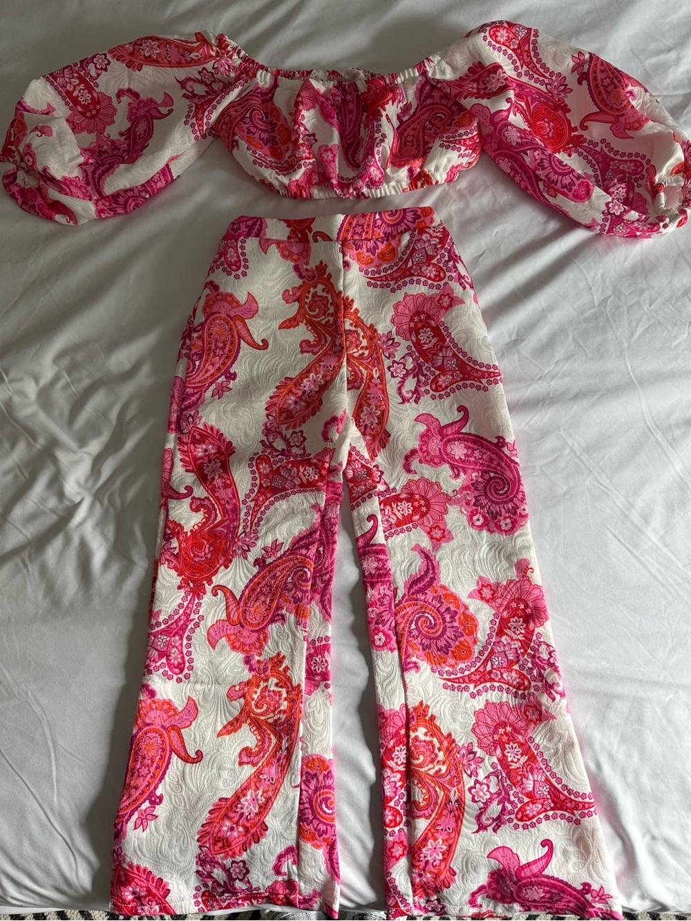 SHEIN Pink & White Paisley Boot-Cut 2 Piece Matching Set.